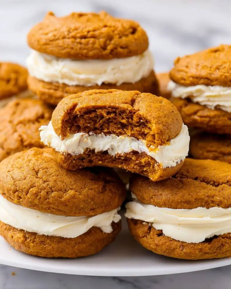 Pumpkin Cheesecake Whoopie Pies Recipe