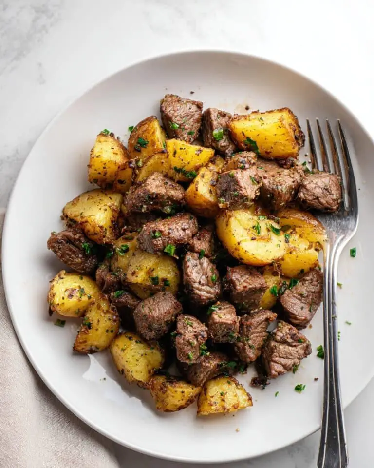 Garlic Butter Steak Bites & Potatoes Recipe