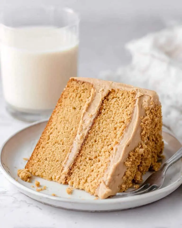Decadent Biscoff Cake with Cookie Butter Frosting and Lotus Cookie Filling Recipe