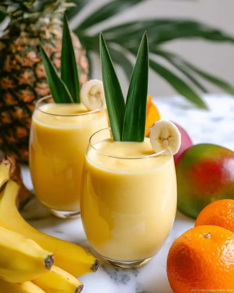 Mango Pineapple Smoothie (Creamy!) Recipe