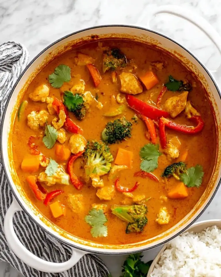 Thai Coconut Chicken Curry with Veggies Recipe