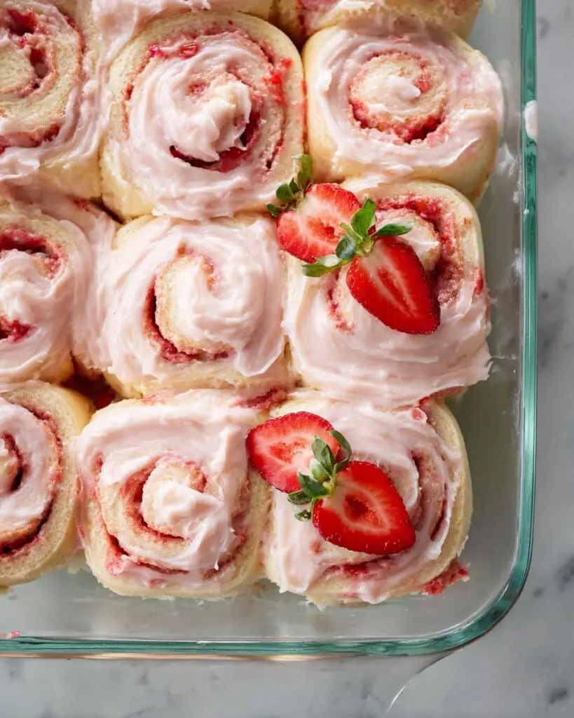 Strawberry Cinnamon Rolls Recipe