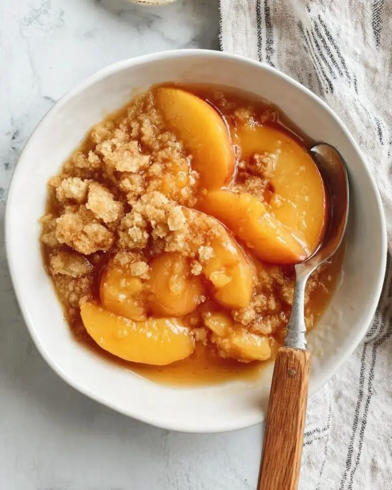 The Easiest Southern Peach Cobbler Recipe