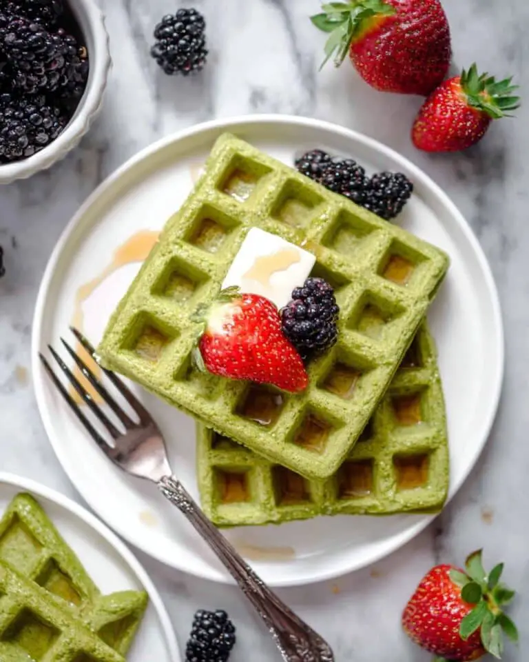 Oatmeal Green Smoothie Waffles Recipe