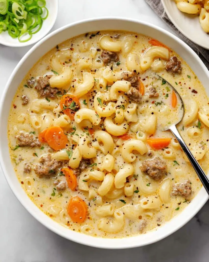 One Pot Macaroni Cheeseburger Soup Recipe