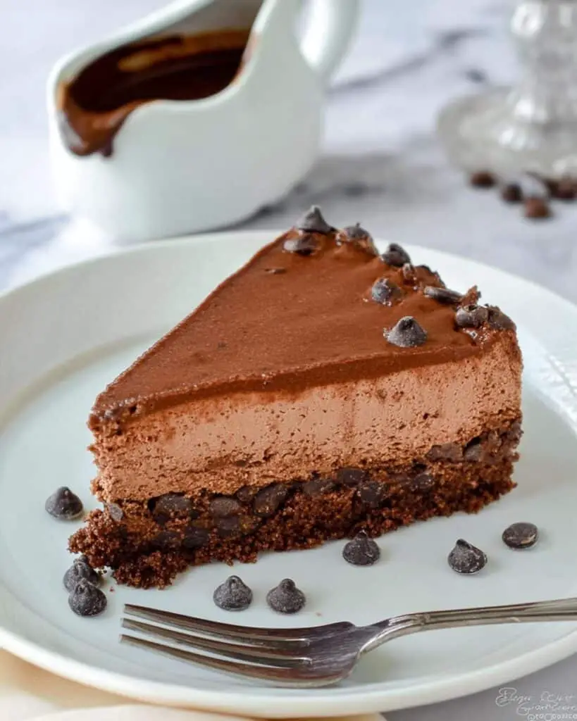 Fudge Brownie No-Bake Cheesecake Recipe