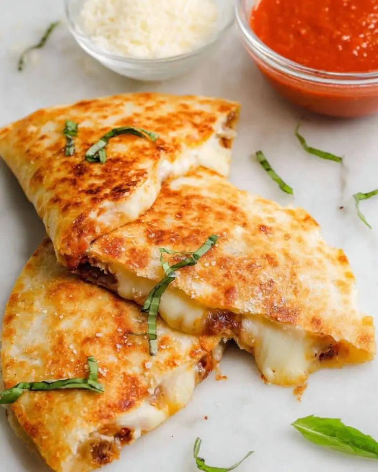 3 Ingredient Keto Chicken Calzone Recipe