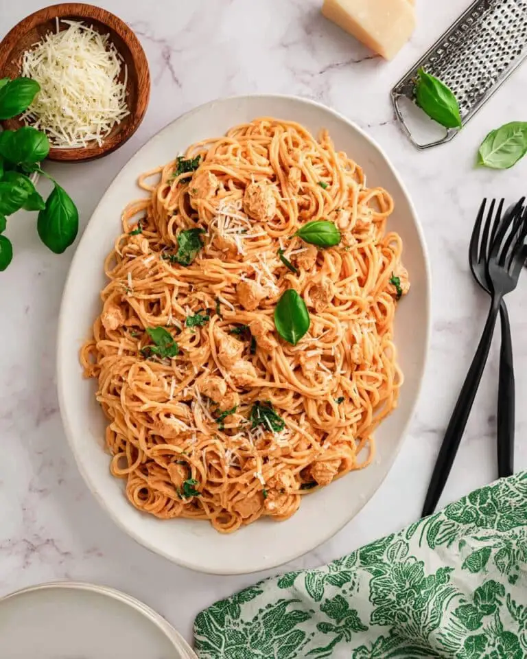One Pot Creamy Tomato Chicken Pasta Recipe