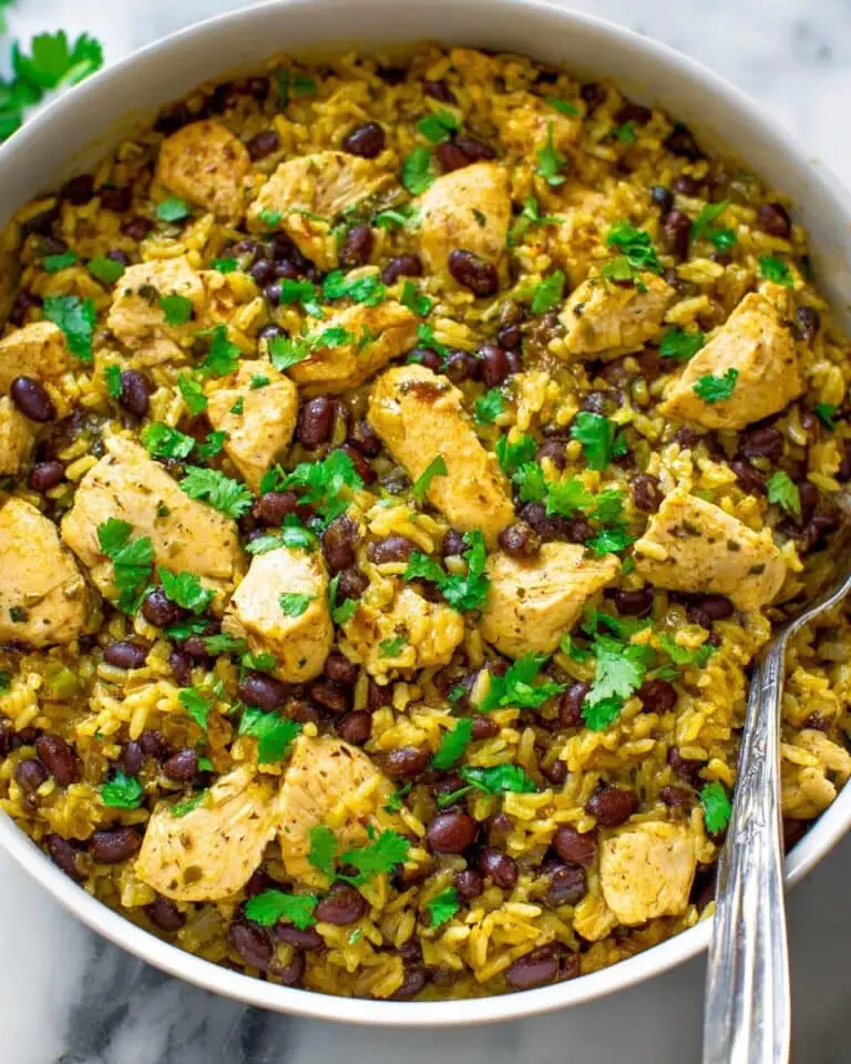 15-Minute Salsa Verde Chicken, Rice, and Beans Recipe