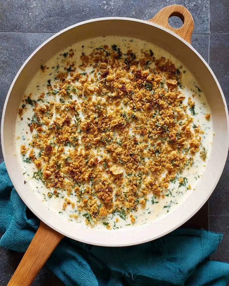 Pepper Beans in Creamy Garlic Sauce with Crispy Chickpea Crumble Recipe